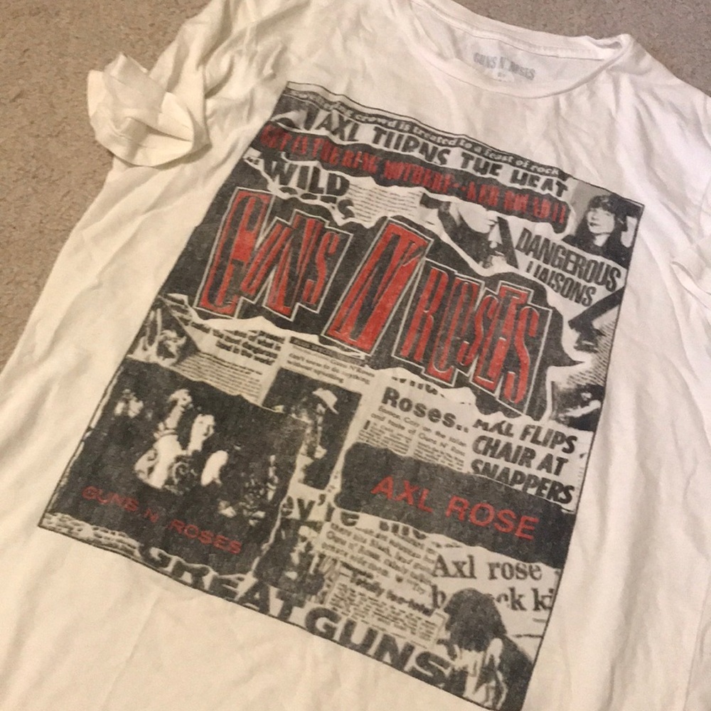 Graphic tee